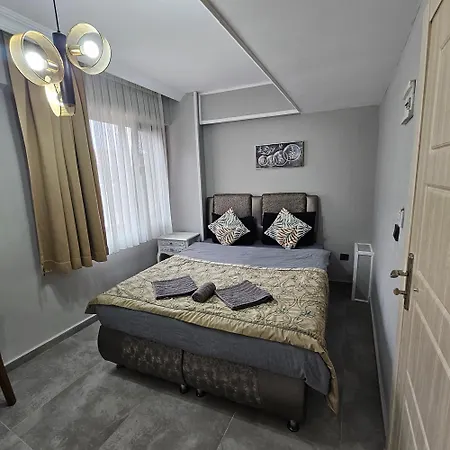 Bude Ortakoey Hotel