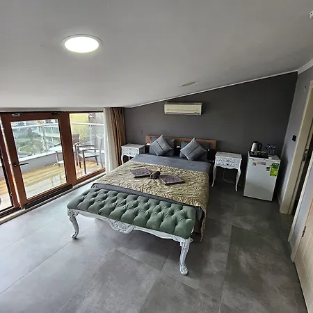 Hotel Bude Ortakoey Istanbul