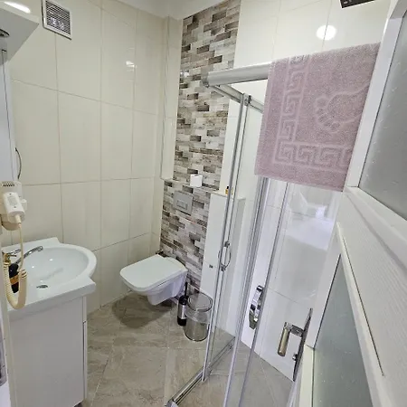 Hotel Bude Ortakoey