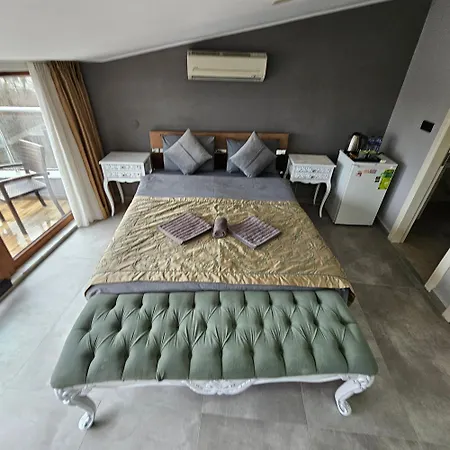 Bude Ortakoey Istambul