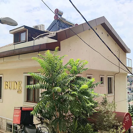 Bude Ortakoey איסטמבול