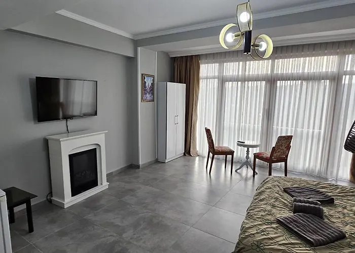 Bude Ortakoey 酒店 *