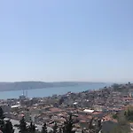 Bude Ortakoey