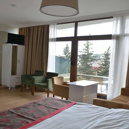 Bude Ortakoey Estambul